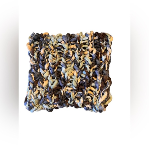 🟣Zulily knit infinity scarf in shades of brown and blue - Picture 3 of 3